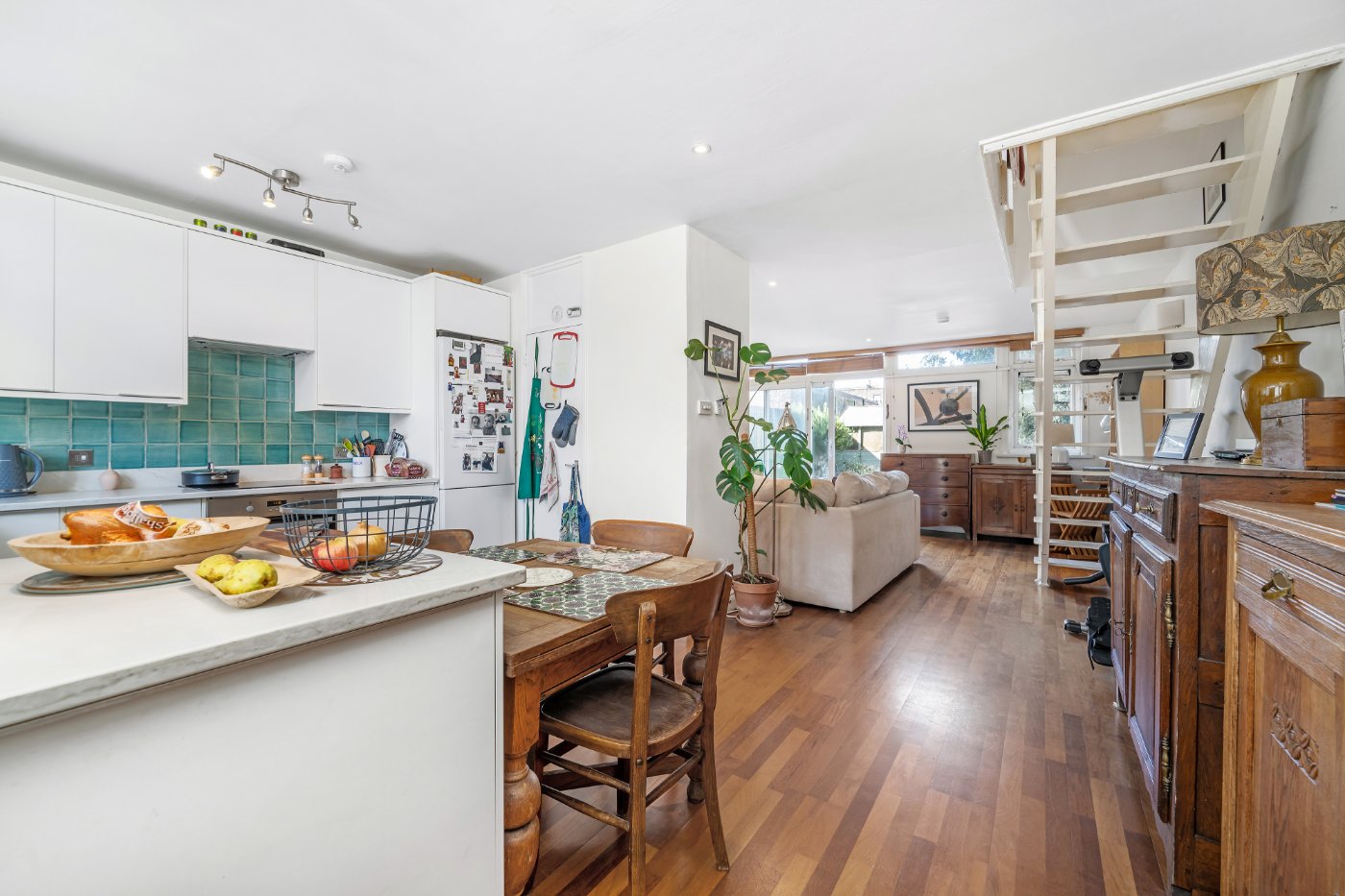 Kitchen-Reception